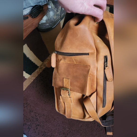 Beautiful Leather Backpack Handmade - Picture 3 of 3